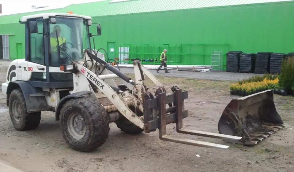 Ładowarka Terex na placu budowy