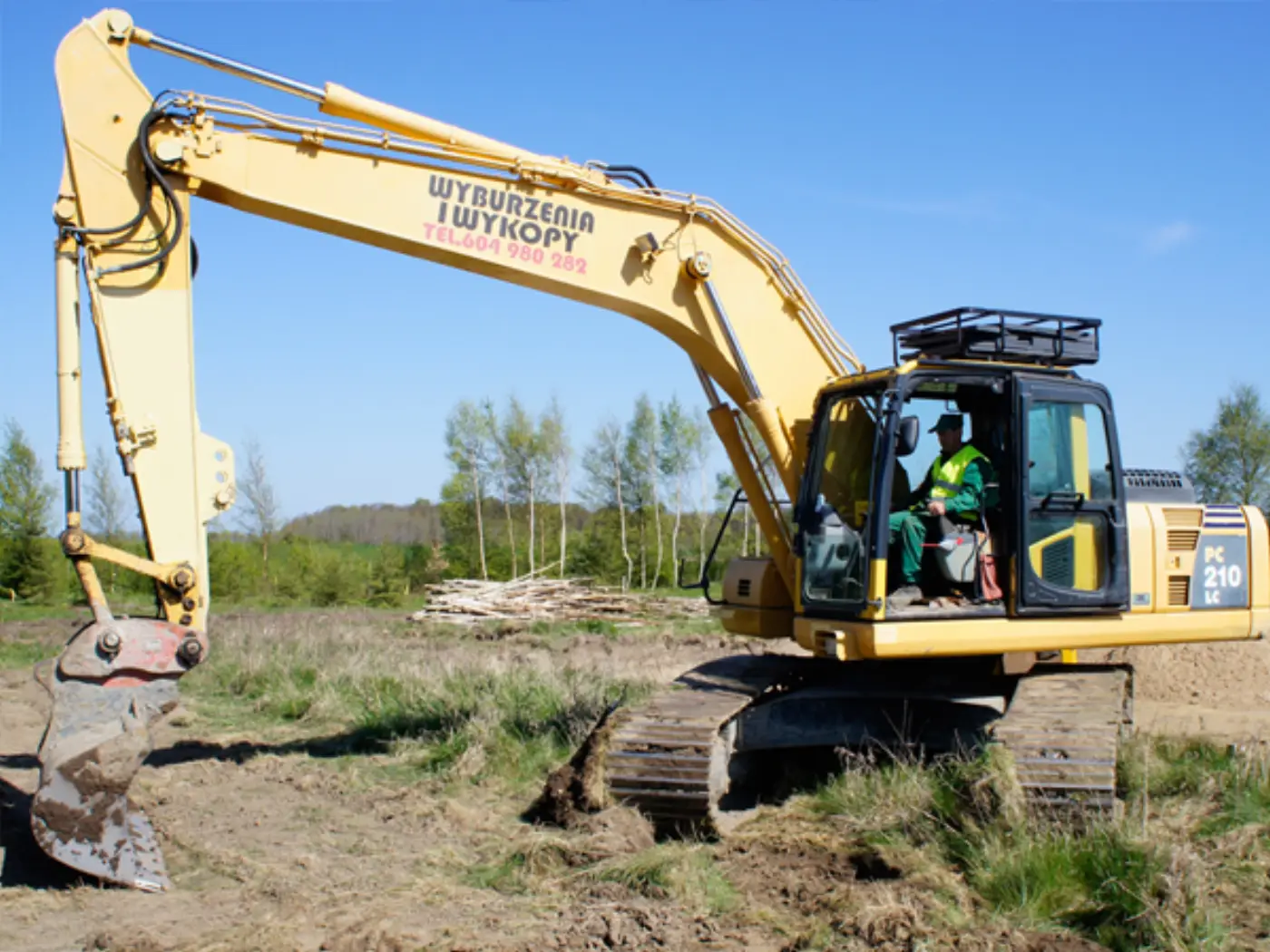 Koparka Komatsu PC 210 LC
